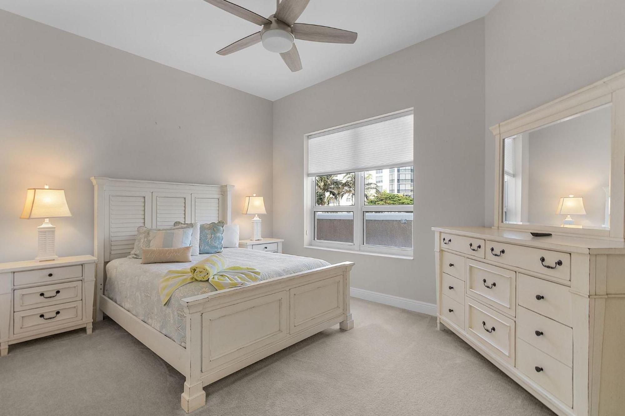 Waterfront Condo W/ Bay Views, Pool & Tennis Court Fort Myers Beach Bagian luar foto