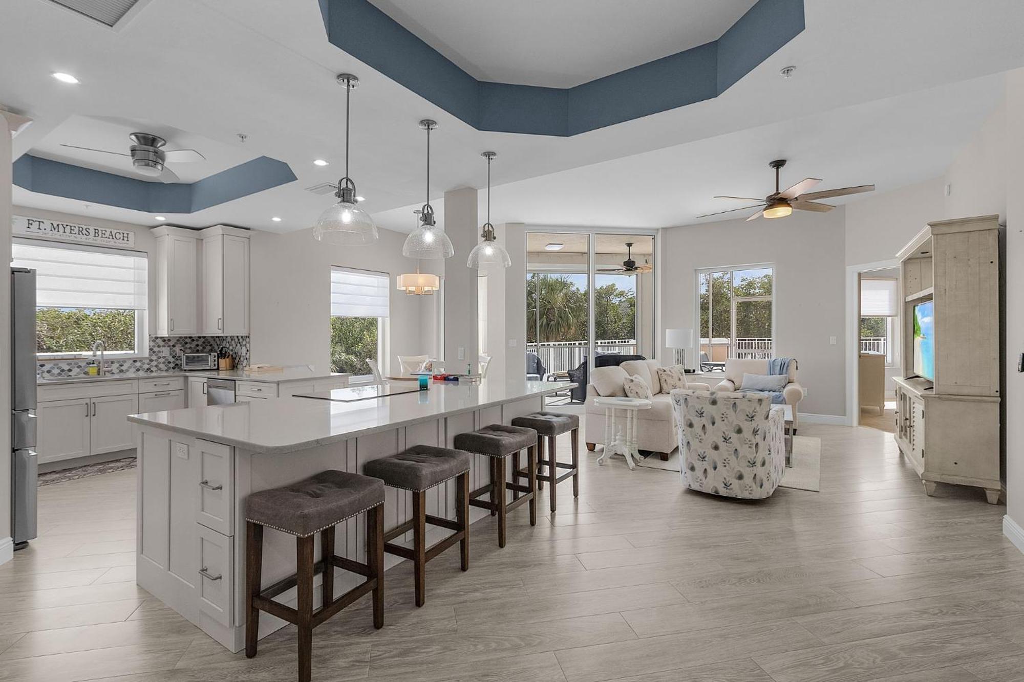 Waterfront Condo W/ Bay Views, Pool & Tennis Court Fort Myers Beach Bagian luar foto